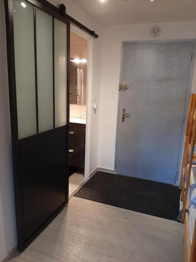 Renove, Calme Avec Terrasse S-o, Prestations De Qualite - Les Adraits *